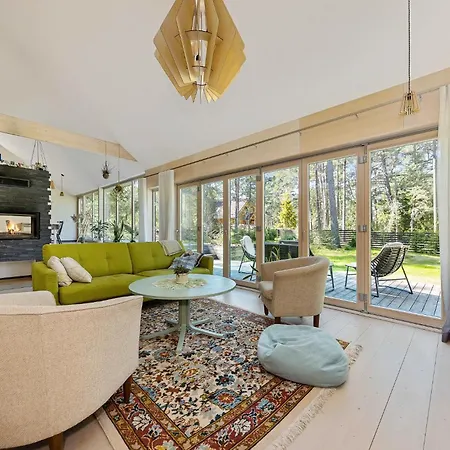 Villa Pine Forest House *