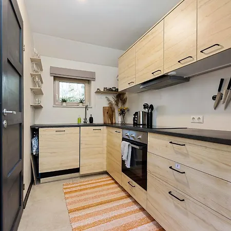 Pine Forest House Villa